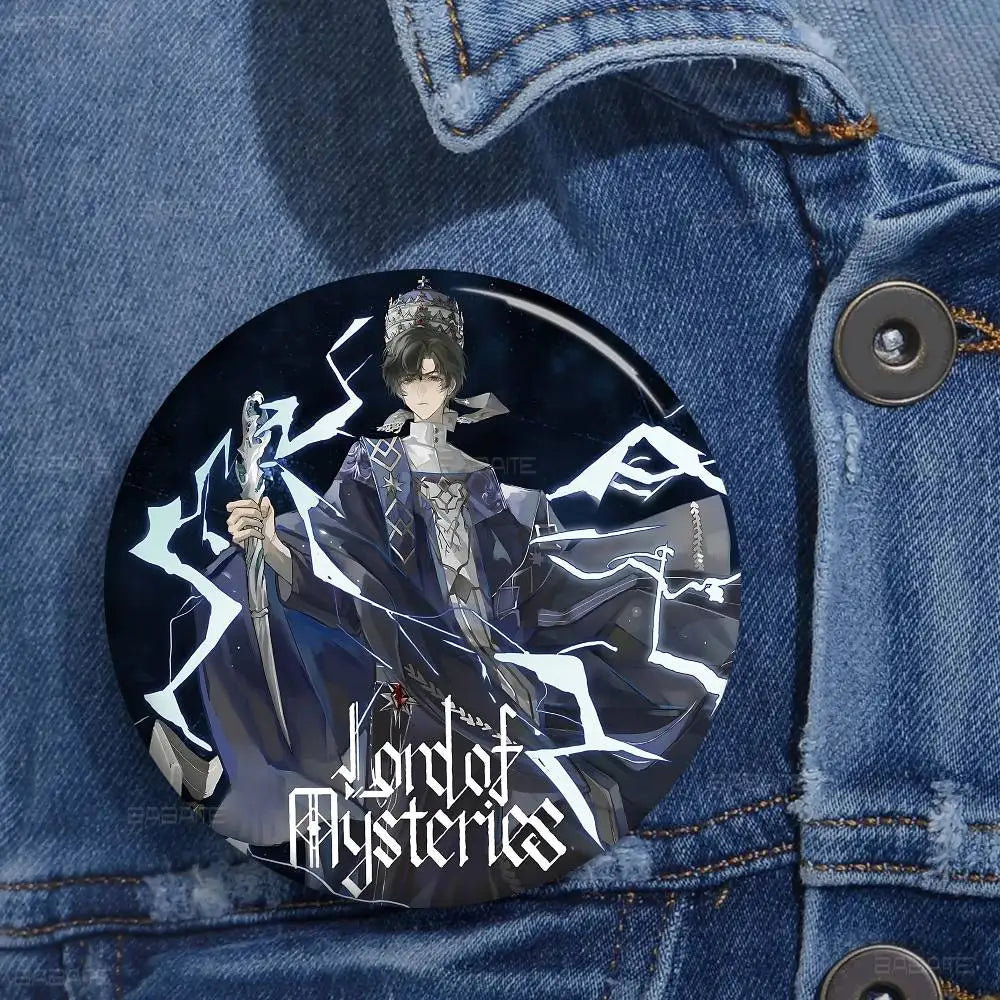 Lord of Mysteries “The Fool” Character Button Pin Badge